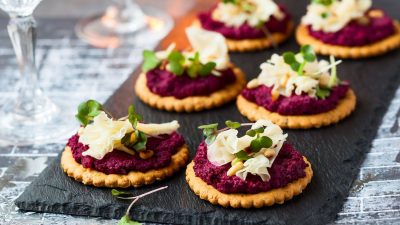 Fingerfood auf Steinplatte