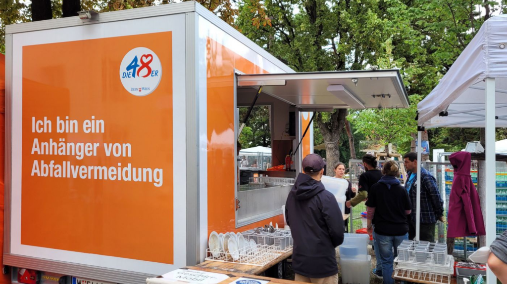 Geschirrmobil der MA48, © Angelika Hackel, DIE UMWELTBERATUNG